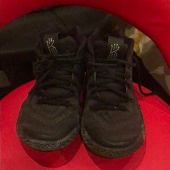 Nike Kyrie Irving Basketball Tennis - Picture 4 of 5